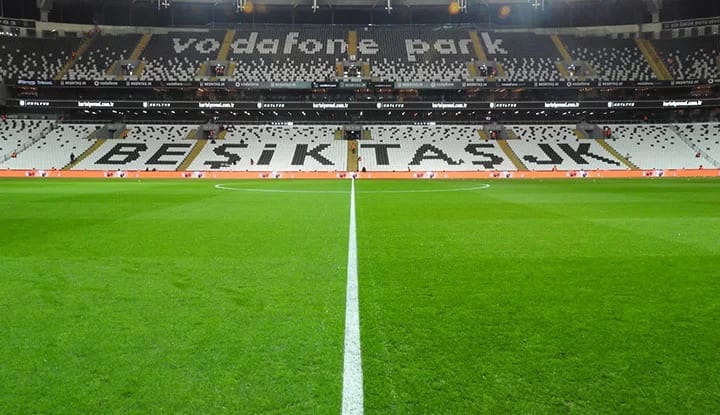 Beşiktaş'tan Yeni Malatyaspor maçına sürpriz davet! Herkesin gözü onların üzerinde olacak!