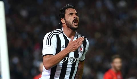 Hugo Almeida, futbolu bıraktı!