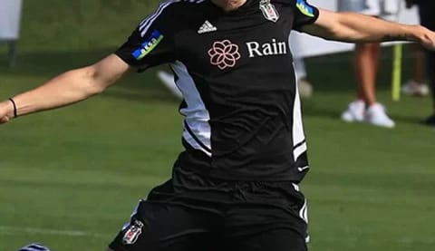 Fenerbahçe eski Beşiktaşlı oyuncunun peşinde!