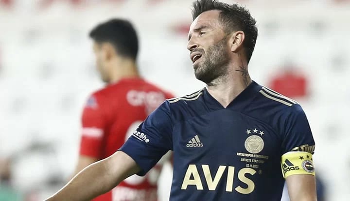 Fenerbahçe, resmen açıkladı! Beşiktaş maçında yok!