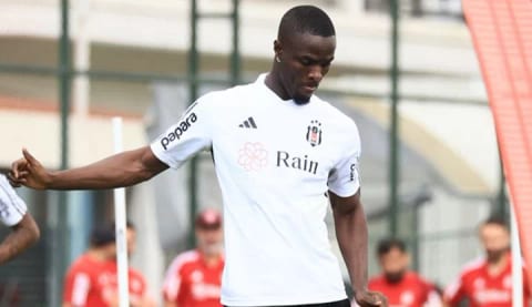 Flaş iddia! Eric Bailly eski takımına dönebilir!