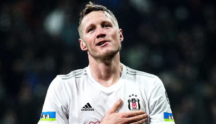 Fransa basınından flaş iddaa! Weghorst, Premier Lig'e geri mi dönüyor?