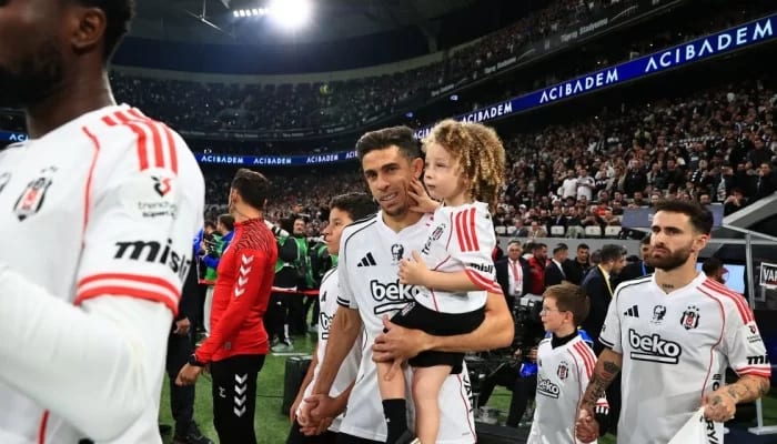 Gabriel Paulista: ''Çok iyi başladık ama kırmızı kartla oyunun akışı değişti!''