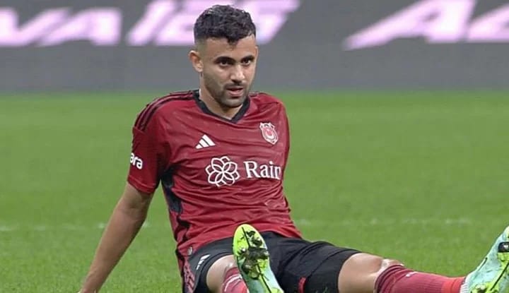 Ghezzal 14. kez sakatlandı!
