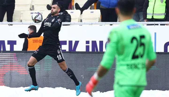Ghezzal, yaşadıkları sıkıntıyı açıkladı