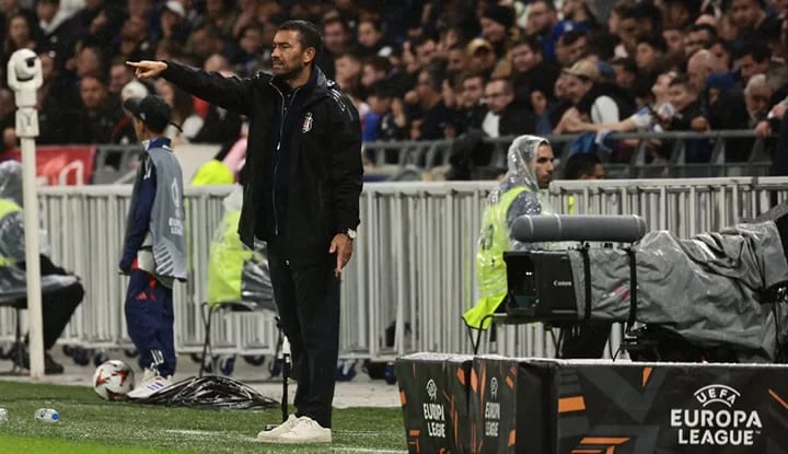Giovanni van Bronckhorst, 14 yıl sonra bir ilki başarabilir!
