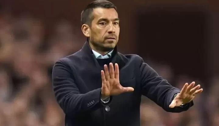 Giovanni van Bronckhorst, Beşiktaş için İstanbul'a geliyor!