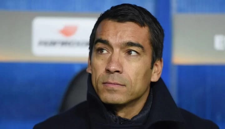 Giovanni Van Bronckhorst, Fenerbahçeli oyuncuyu istiyor!