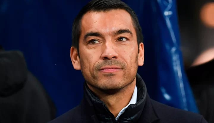 Giovanni van Bronckhorst, Galatasaray derbisi öncesinde açıklamalarda bulundu!