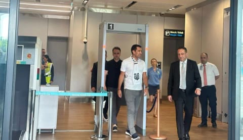 Giovanni Van Bronckhorst, İstanbul'da!