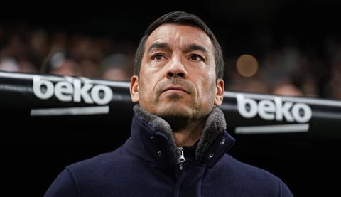Giovanni van Bronckhorst: "Oyunun kontrolünü elde etmemiz önemli"