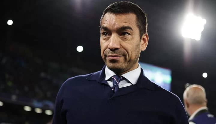 Giovanni Van Bronckhorst'tan Beşiktaş yorumu! "Yaptım, yine yaparım"