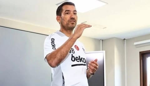 Giovanni van Bronckhorst'tan Mert Günok ve Türkiye-Hollanda maçı yorumu!