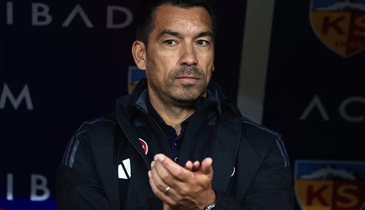 Giovanni van Bronckhorst'un maç önü açıklamaları