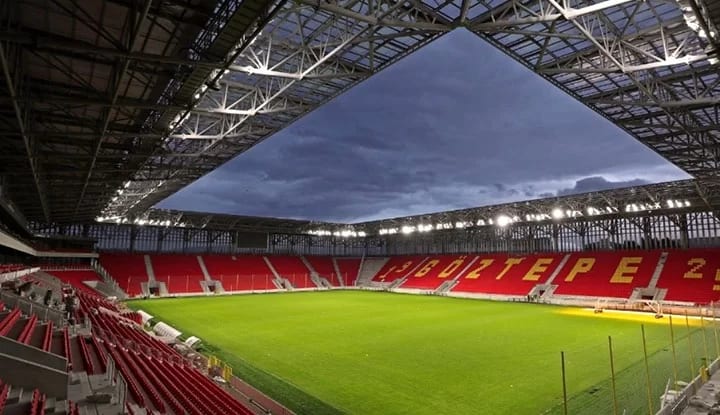 Göztepe-Beşiktaş maçı öncesi kafile sıkıntısı! Göztepe, izin vermiyor!
