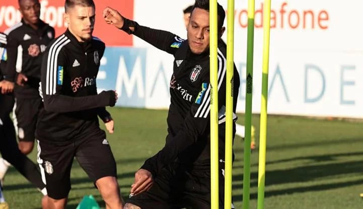 Güneş, kampta özel program uygulayacağı 4 futbolcuyu seçti!