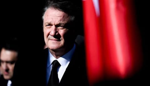 Hasan Arat: "Kimse hoca değişikliği falan beklemesin!"