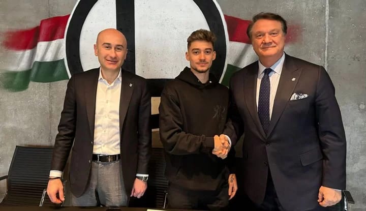 Hasan Arat'tan açıklamalar! "Beşiktaş camiası her şeye layıktır"