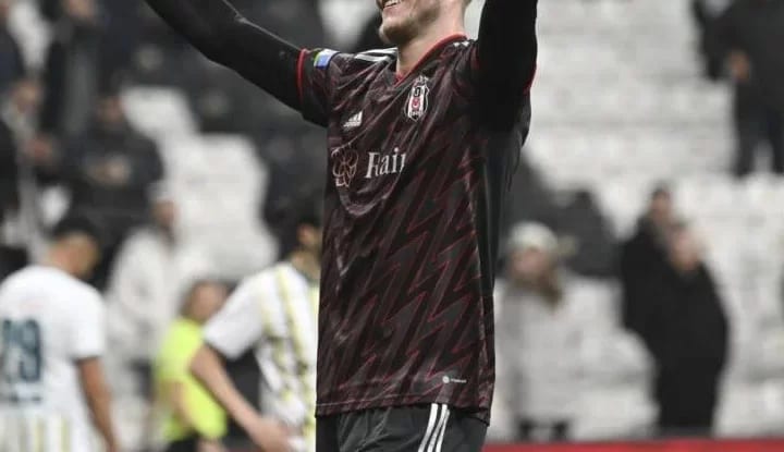 Hasan Arat'tan eski golcüsünün transferine veto!