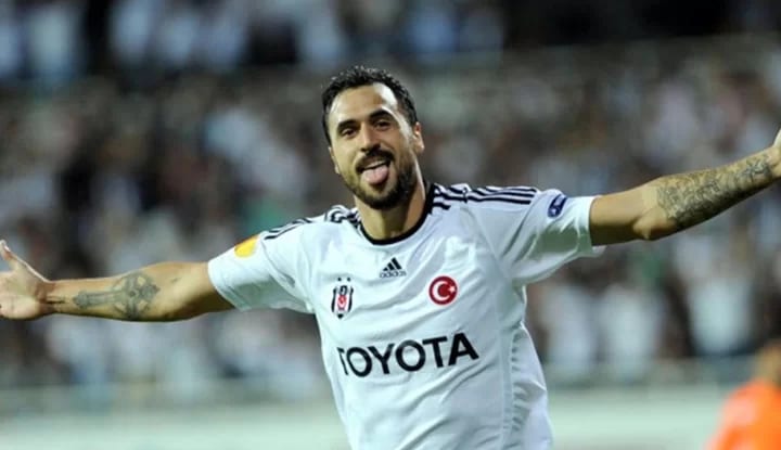 Hugo Almeida'nın takımı belli oldu!
