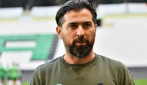 İlhan Palut'tan flaş Beşiktaş açıklaması! "Hiçbir Beşiktaş yöneticisiyle temasım olmadı"