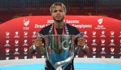 İşte Beşiktaş'ın Rosier için yaptığı son teklif!