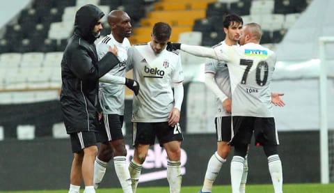 İşte Beşiktaşlı oyuncuların Başakşehir maçı galibiyeti paylaşımları!