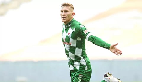 İşte Bursaspor'un Burak Kapacak için Beşiktaş'tan istediği bonservis bedeli!