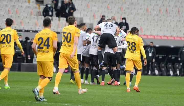İşte Sergen Yalçın'ın Ankaragücü maçında beğenmediği 5 isim! Birinin adını şimdiden yazdı!