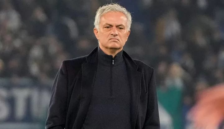 İtalyan basınından flaş iddia! Jose Mourinho, Arabistan'a çok yakın!