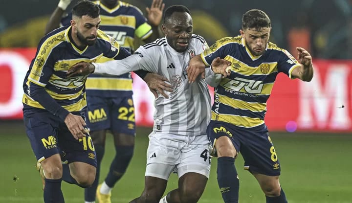 Jackson Muleka'dan açıklamalar! "Bu sonucu kazanç olarak göremeyiz"