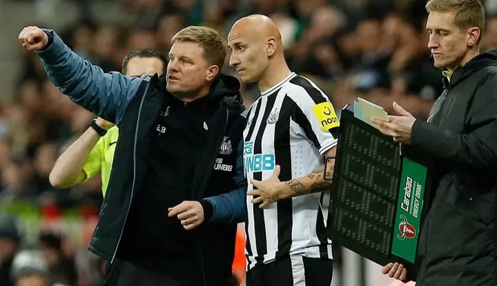 Jonjo Shelvey'nin hocasından transfer iddaalarına yanıt!