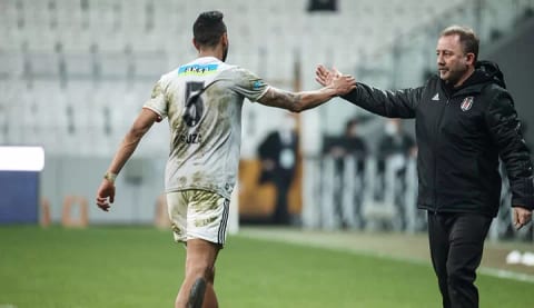 Josef de Souza'dan mesaj var!