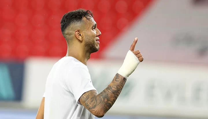 Josef de Souza'dan şampiyonluk ertesi sürpriz paylaşım