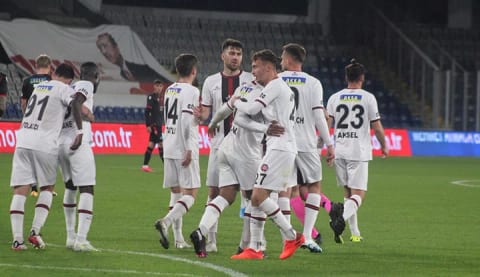 Karagümrük'te 5 isim, Beşiktaş'a karşı yok!