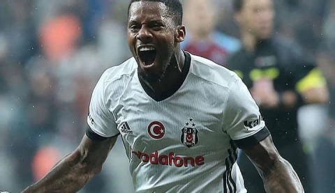 Lens'e teklif geliyor ama parasını bırakmıyor!