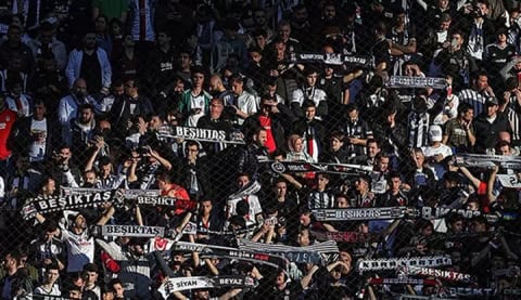 Lyon deplasmanıyla ilgili karar verildi! Beşiktaş’tan resmi açıklama yapıldı
