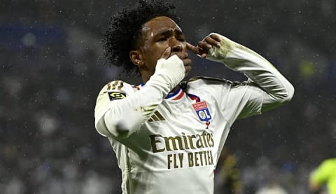 Lyon'un genç yıldızı Beşiktaş'a önerildi!