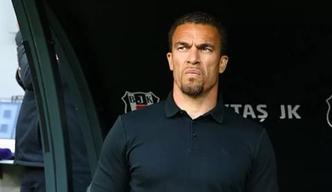 "Maç bitimi Valerien Ismael sahaya girip..."