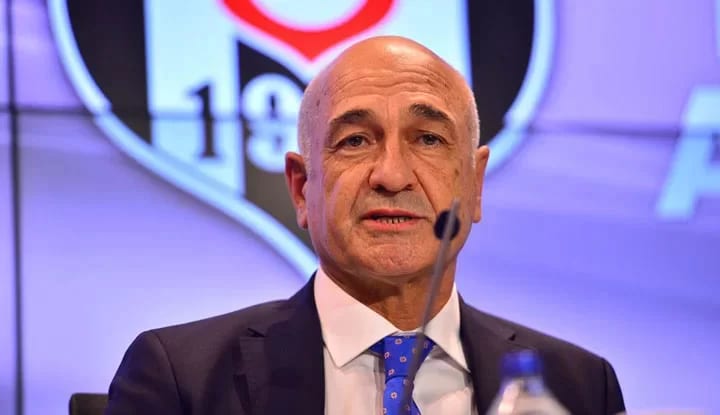 Mehmet Ekşi, canlı yayında açıkladı! "Gelecek sezon 4 oyuncu..."