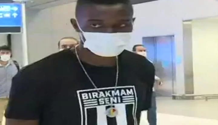 Mensah, İstanbul'da!