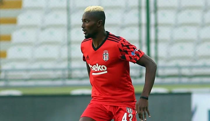 Mensah'tan mesaj var!