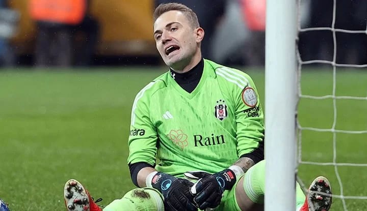 Mert Günok, Beşiktaşlı taraftarları kızdırdı!