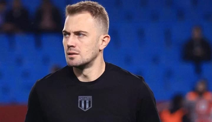 Mert Günok gol yemeden derbiyi tamamlamak istiyor!