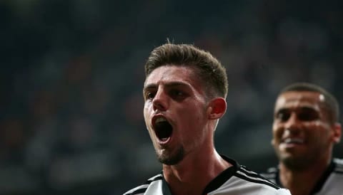 Montero'dan paylaşım geldi!