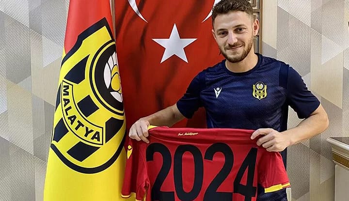 Mustafa Eskihellaç el yakıyor