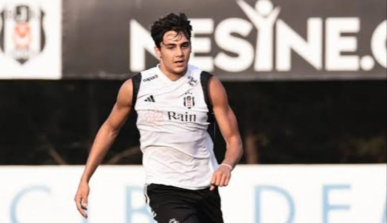 Mustafa Hekimoğlu için yeniden devreye girdiler! Beşiktaş'ta kritik transfer gelişmesi