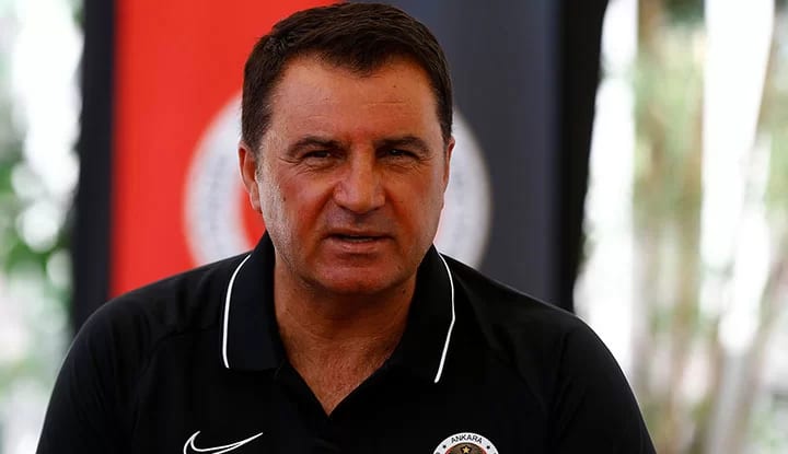 Mustafa Kaplan, canlı yayında resmen açıkladı! "Beşiktaş, transferini düşünüyor"