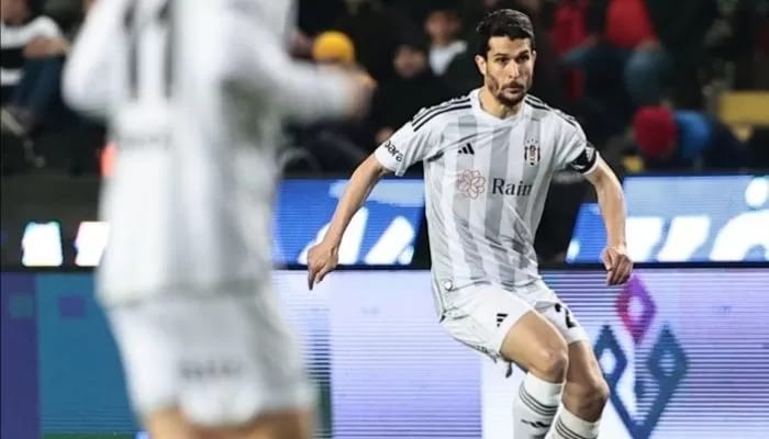 Necip Uysal cezalı duruma düştü!