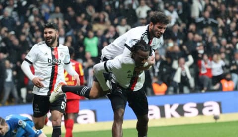 Oğuzhan Özyakup'tan yedek kalmasıyla ilgili soruya cevap! "Bana göre benim..."